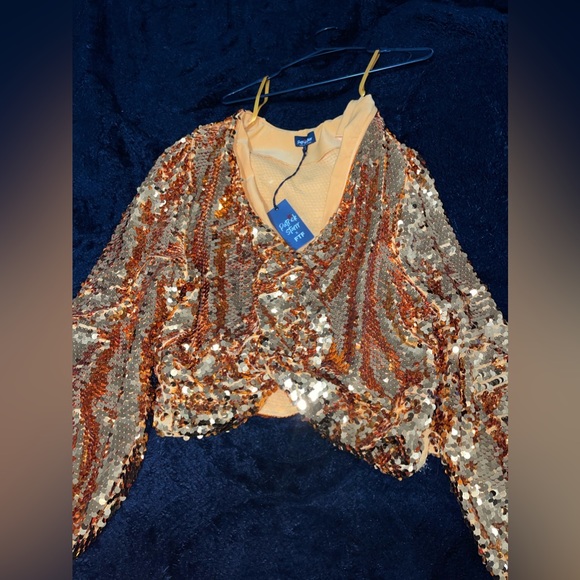 COPY - Fashion To Figure x Patrick Starr Sequin Crop Top - Picture 2 of 3